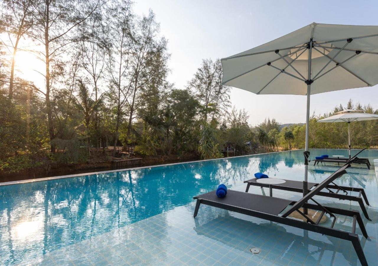 Laya Resort Phuket Island Layan Beach  Esterno foto